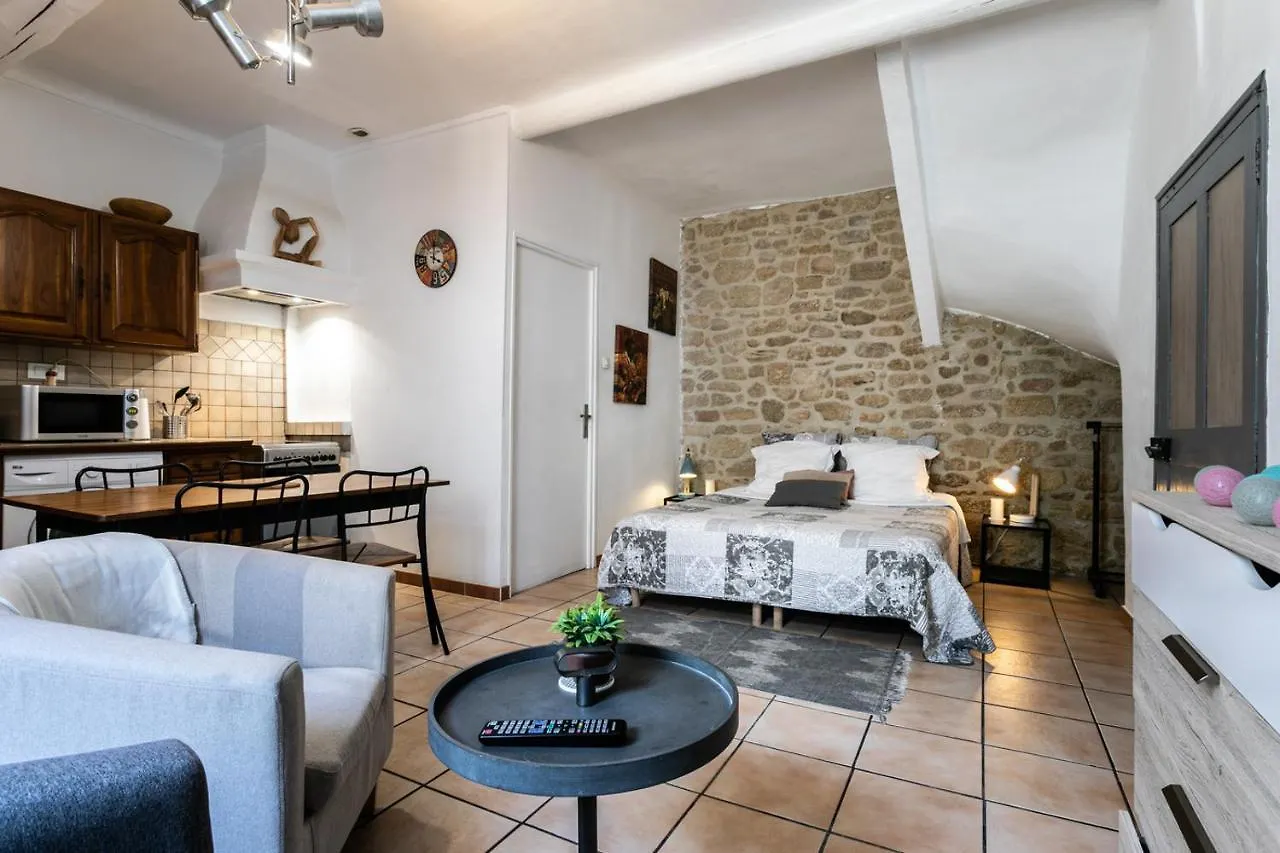 Appartement Au Coeur Du Vieux Village Saint-Chamas