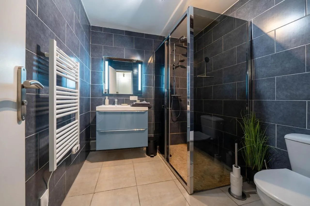 Au Coeur Du Vieux Village Saint-Chamas Appartement
